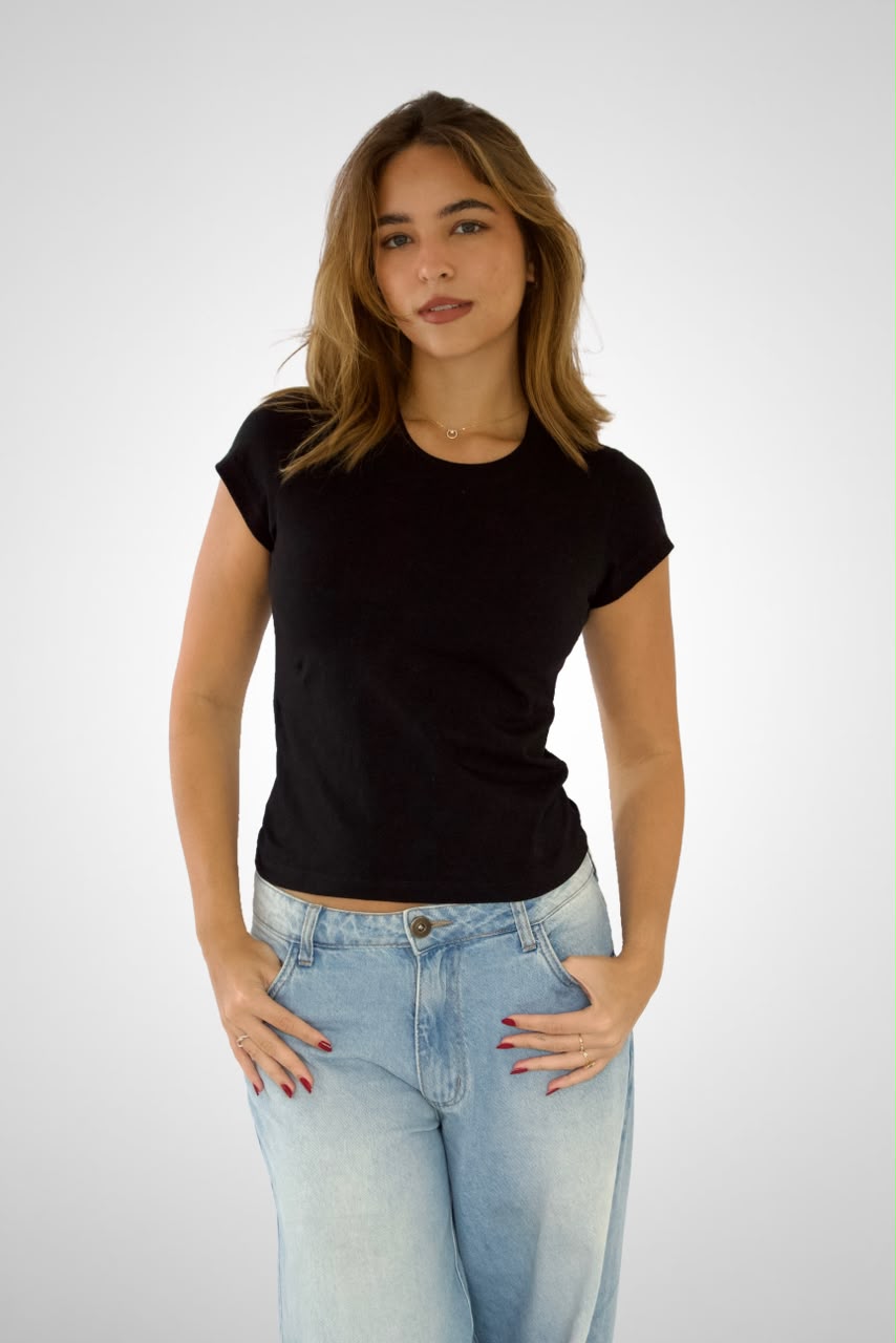 Essential Tshirt — VINNA